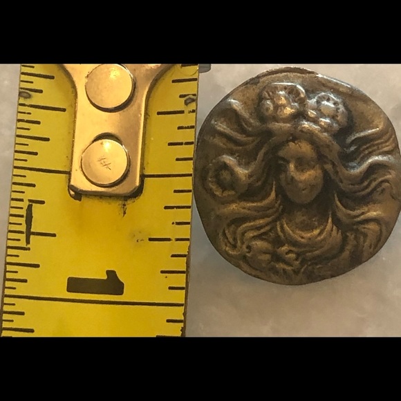 Art Nouveau Woman Flower VTGE Pewter Earrings - Picture 4 of 4